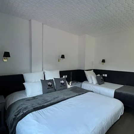 Panda Hotel